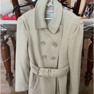 Women’s belted coat